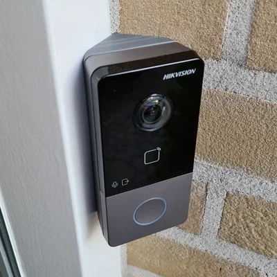 Pát gắn chuông cửa Hikvision DS-KV6113 (nghiêng 45°)