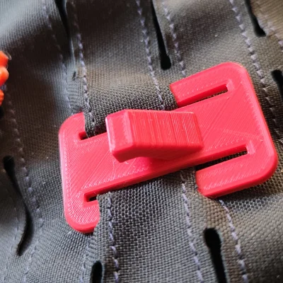 Móc treo đồ chuẩn MOLLE in 3D tiện lợi cho ba lô và vest chiến thuật