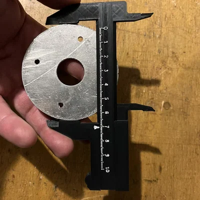 Thước cặp (caliper) trượt – posuvné měřítko / šuplera / posuvka / měřidlo