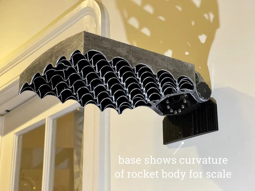 Grid Fin - SpaceX Falcon 9 - Image 6