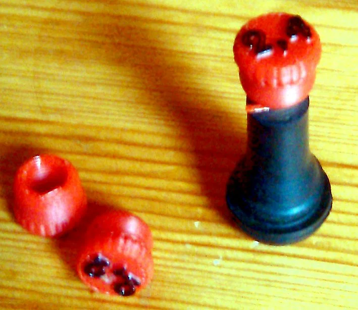 Nắp van ghi áp suất (chữ nổi) V2 1,9–3,0 Bar - Image 1