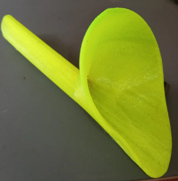 Thiết bị đi tiểu đứng cho nữ (Stand-To-Pee) - Pisse-Debout - Image 1