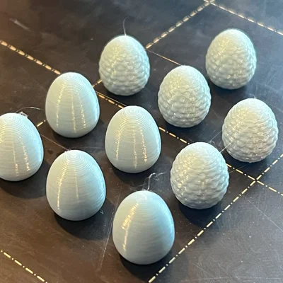 Trứng Wyrmspan có vảy và không vảy (Wyrmspan Eggs with and without scales)