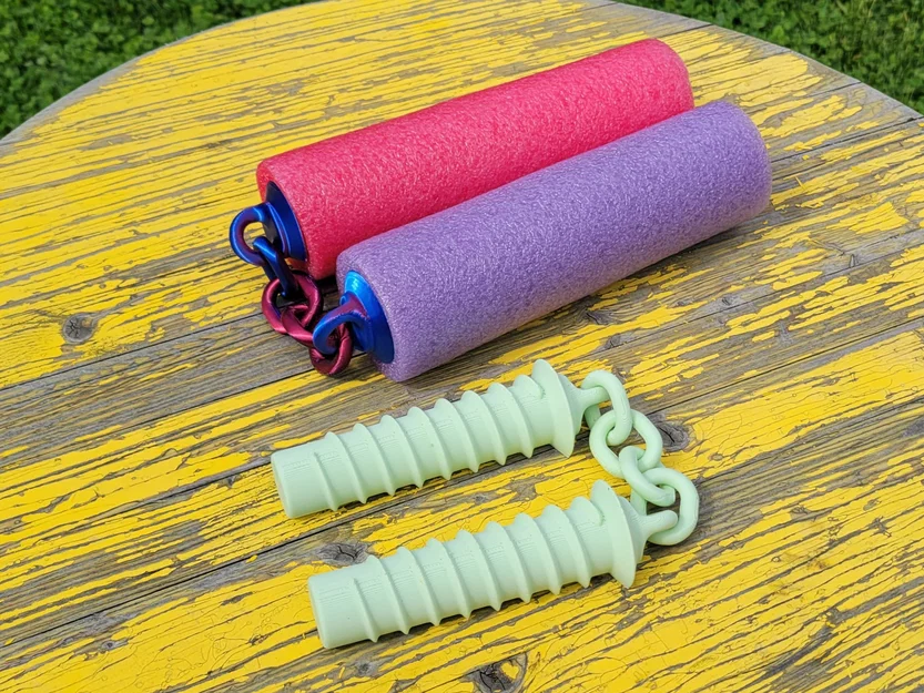 Côn Nhị Khúc Pool Noodle (Pool Noodle Nunchuku) - Image 1