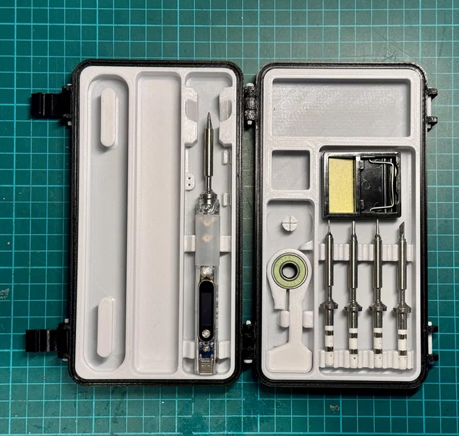 Chốt bản lề hộp Rugged Case - Parametric - Image 1