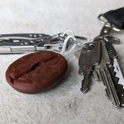 Móc khóa hạt cà phê (Coffee bean keychain)