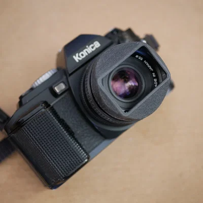 Lens hood 55 mm (dạng push-on) cho máy ảnh film chuyên nghiệp