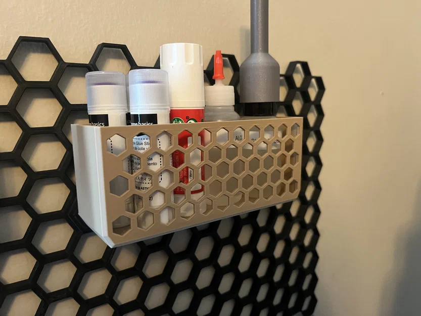 Kệ treo tổ ong (Tall Honeycomb Shelf) cho tường Honeycomb Storage Wall - Image 1