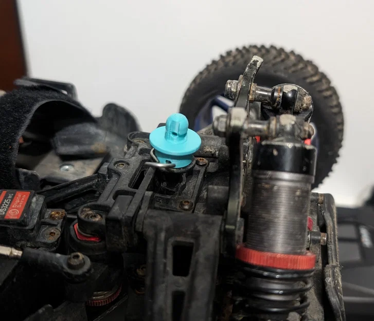 Ngàm Twist lock clipless cho Arrma Typhon (+ bản Universal RC) - Image 2