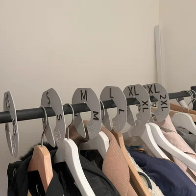 Vách chia size quần áo (Clothing Size Dividers)