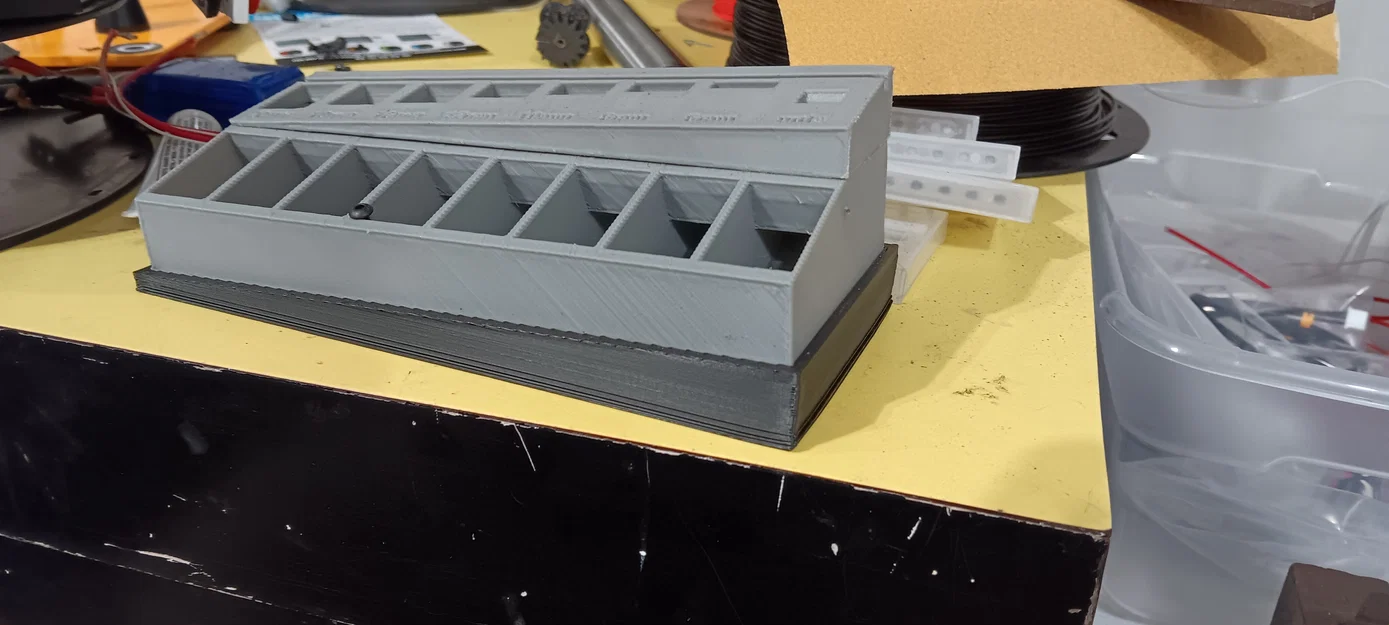 Đế nghiêng cho bộ phân loại ốc 3m (Angled base for 3m screw sorter) - Image 3