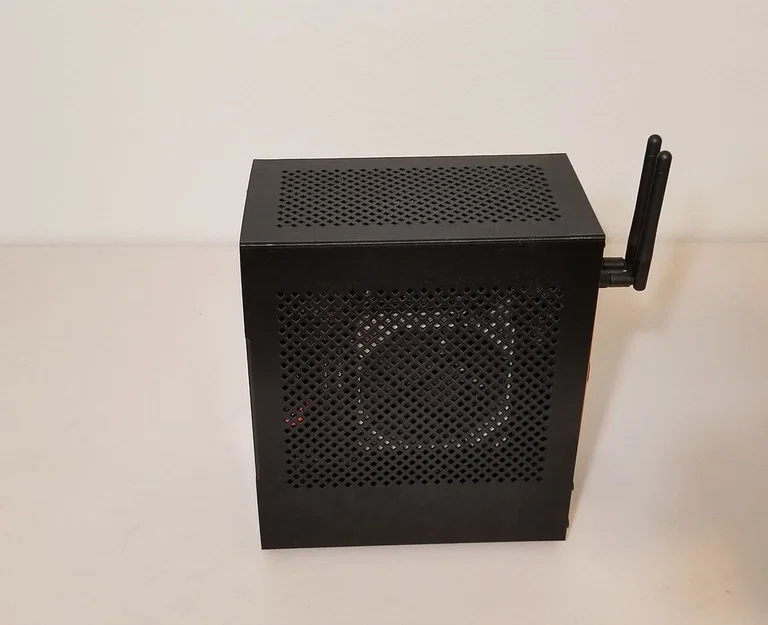 Case Mini ITX 4.7L in dễ (2 mảnh), sandwich, không cần thread insert/standoff/feet - Image 7