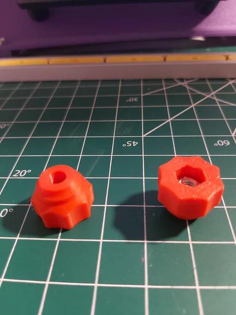 M5 Dovetail & M5 Thumb Screw - Image 2