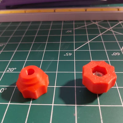 M5 Dovetail & M5 Thumb Screw