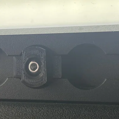Cleat L-Track Modular kèm móc treo túi, giữ chai bia & ly rượu vang