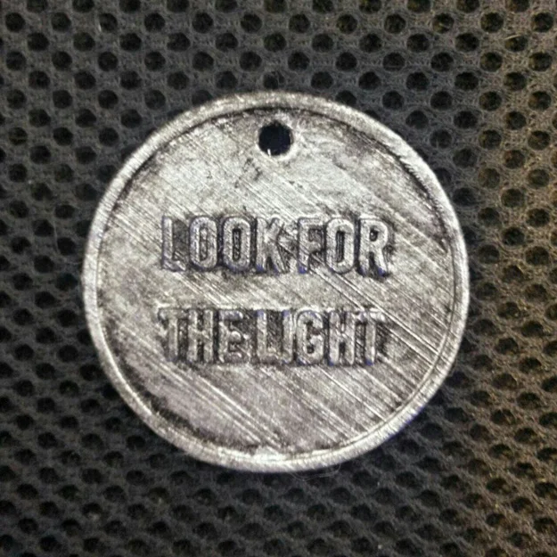 Mặt dây Firefly (The Last of Us) - Image 2