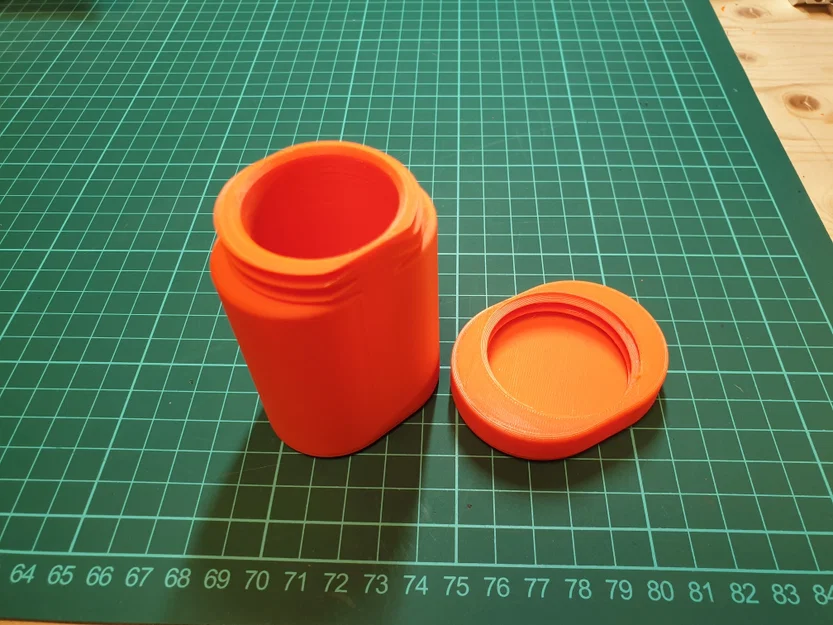 Hộp đựng hình Oval nắp vặn ren (Oval Screwable Container) - Image 1