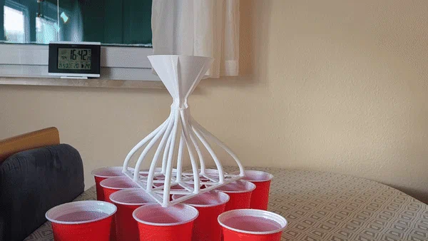 BpK (Bier Pong Krake) – Bạch tuộc rót Beer Pong 10 ly - Image 1