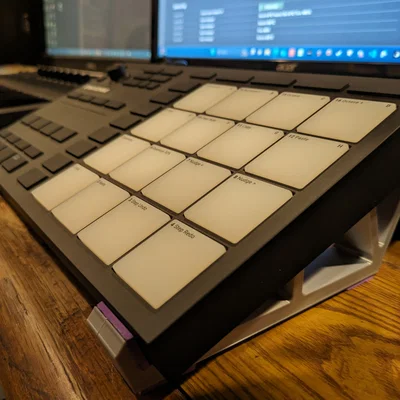 Giá đỡ Native Instruments Maschine Mikro mk3