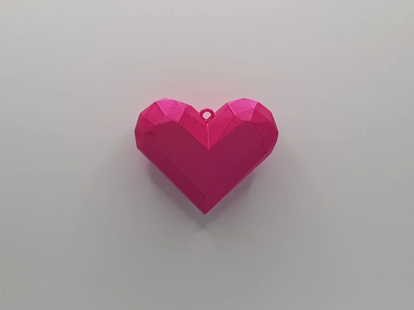 Móc khóa trái tim Low Poly - Mẫu in 3D xinh xắn và dễ làm - Image 1