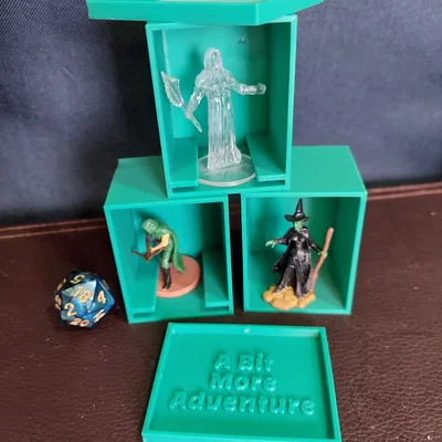 DnD Miniature Vault – Hộp bảo vệ mini DnD 28mm
