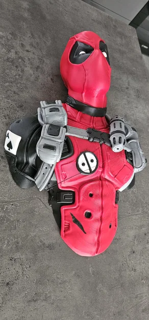Mô hình treo tường Deadpool kích thước lớn 46cm - Tự in 3D trang trí - Image 1