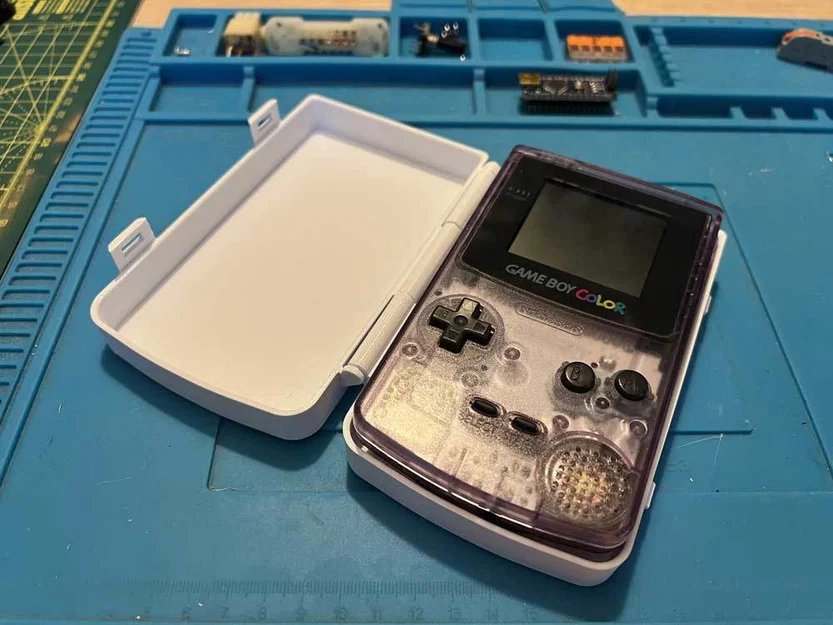 Hộp đựng Game Boy Color dạng box có bản lề (Game Boy Color Box case) - Image 1