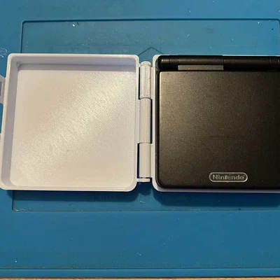 Hộp Box Case bản lề in 3D cho Game Boy Advance SP (Print-in-Place)