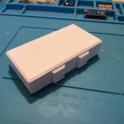 Hộp Box Case có bản lề in 3D cho Game Boy Micro