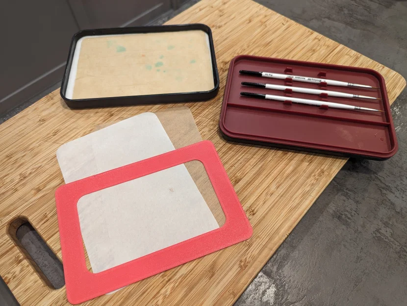 Khuôn cắt giấy cho khay pha màu Army Painter (Wet Palette Template) - Image 1