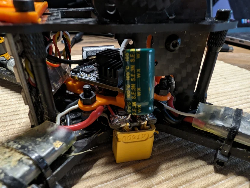 Adapter 30x30 sang 25x25 - Image 1