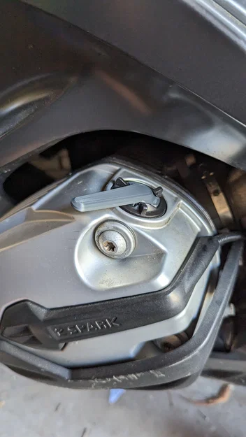 Tool mở/siết nắp châm dầu cho BMW R1200RT - Image 3