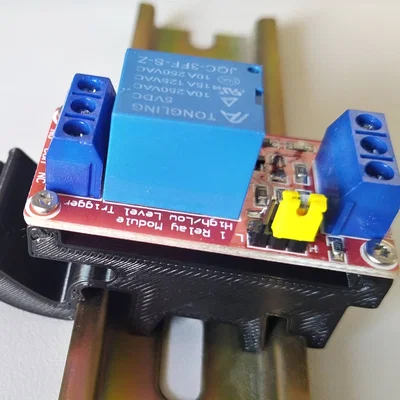 Ngàm gắn module Relay lên thanh DIN rail tiện lợi