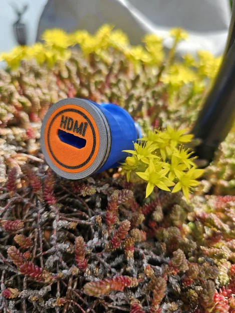 Gardena to HDMI Watering (Đầu nối tưới cây vui nhộn) - Image 2