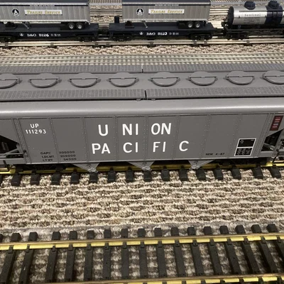 Chuyển toa Bachmann 98908 Hopper G-Scale 1:29 thành Covered Hopper 3 khoang