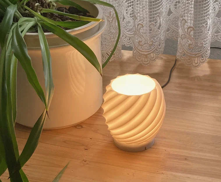 Lamp #55 - Chụp đèn vase xoắn cho Bambu Lamp Kit 001 Base - Image 1