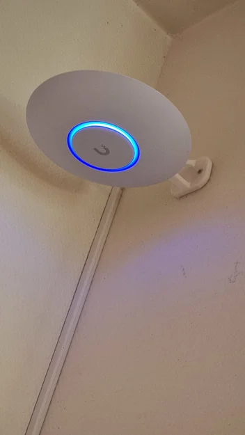 Giá Đỡ Gắn Tường cho Unifi Access Point U6+ - Image 1