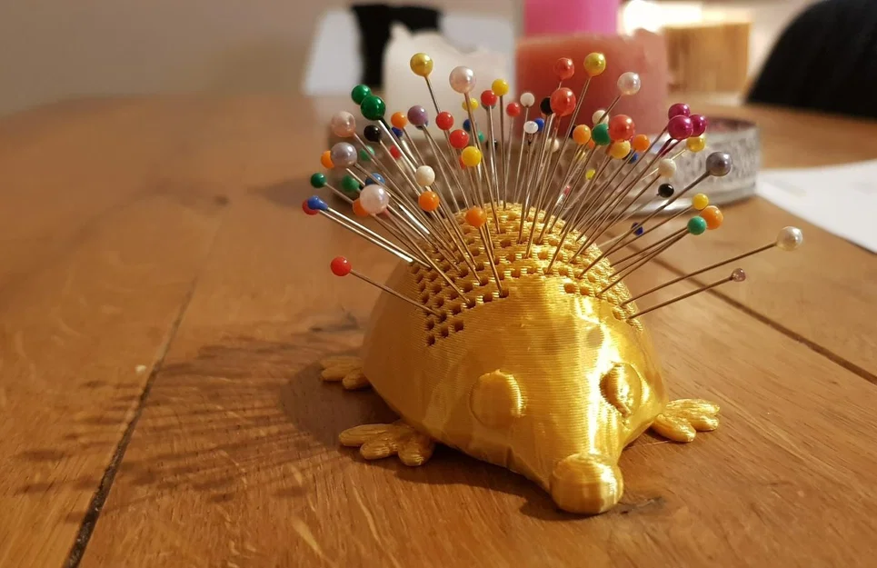Needle The Hedgehog – Nhím cắm kim dễ thương - Image 1