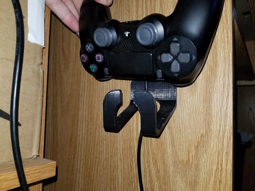 Giá treo tay cầm PS4 (PS4 Controller Holder) - Image 1