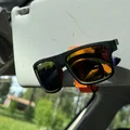 Kẹp gài kính mát cho tấm che nắng (Sunvisor clip for sunglasses) - Thumbnail 2