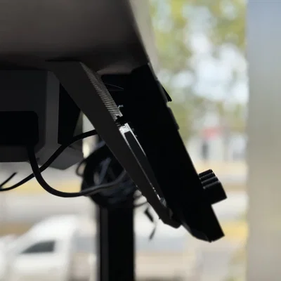 Ngàm gắn dưới bàn cho Elgato Stream Deck+ Plus