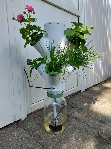 Tháp Thủy Canh Hydroponics Tower (Ggrowtower nhỏ gọn cho trong/ngoài nhà) - Image 1