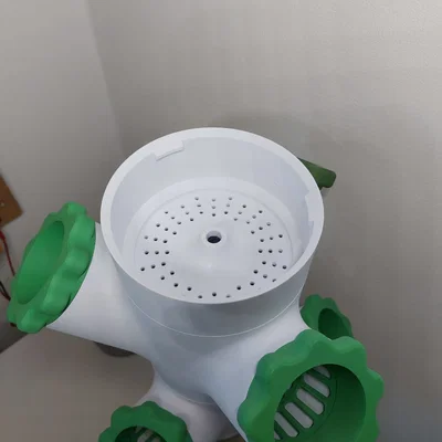 Tháp Thủy Canh Hydroponics Tower (Ggrowtower nhỏ gọn cho trong/ngoài nhà)