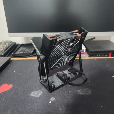 Ngàm Gắn Quạt Để Bàn Lấy Cảm Hứng Noctua (Noctua Inspired Desk Fan Mount)