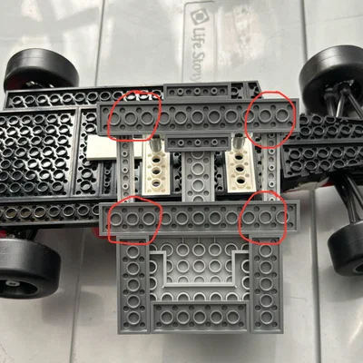 Bộ treo tường ngang Lego McLaren MP4/4 & Ayrton Senna 10330