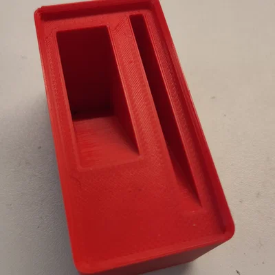 Khay 3D Gridfinity đựng bấm móng tay và kéo tỉa móng gọn gàng