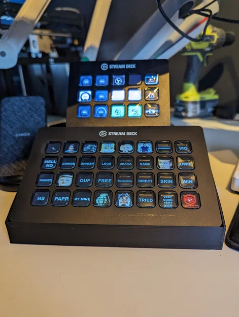 Giá đỡ dựng đứng đôi cho Stream Deck (XL & Original) - Image 1