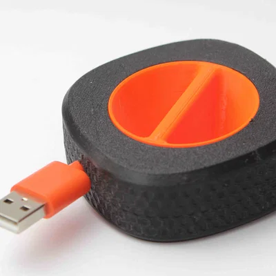 Giới thiệu hộp cuộn cáp dữ liệu xoay gọn nhẹ Ultimate Portable Rotatable