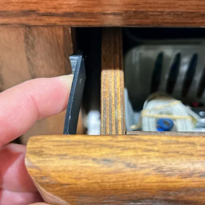 Khóa an toàn trẻ em cho ngăn kéo/tủ – Simple Drawer-Cabinet Child Lock
