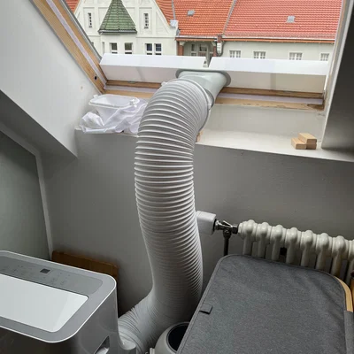 Bộ phụ kiện kết nối ống thoát hơi điều hòa cho cửa sổ mái Velux